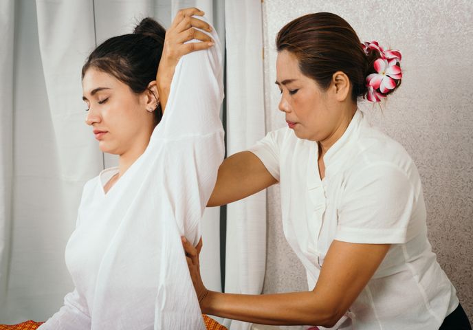 thai massage